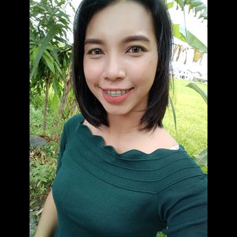 Bow011 Single woman from Bhadhalung, Phatthalung, Thailand
