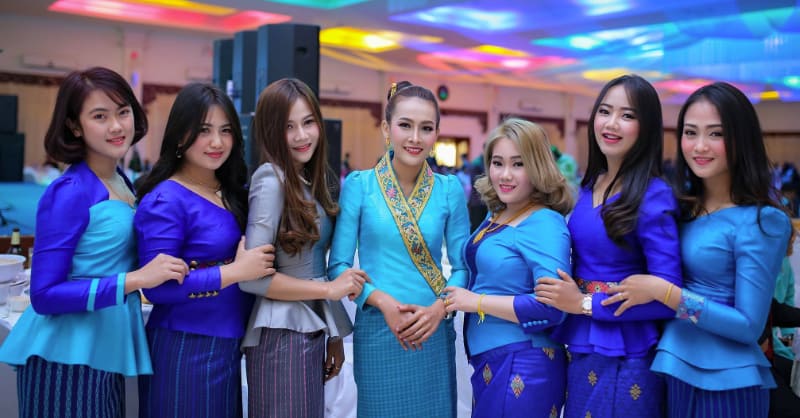 Thai women in Shopping Mall